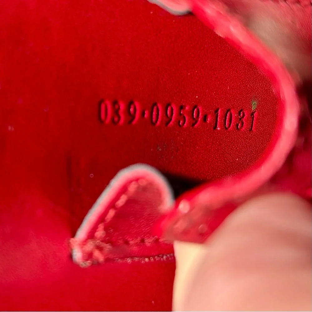 GUCCI Red GG Monogram Canvas Pen/Pencil Case Luxury Desk Accessory
Made in Italy - Picture 15 of 16